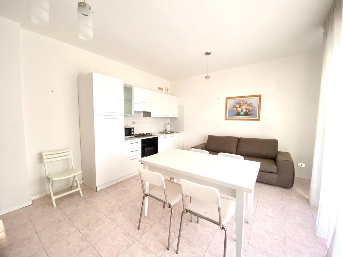 Residence Cristoforo Colombo - Carraro Immobiliare - Family Apartments Caorle Dış mekan fotoğraf