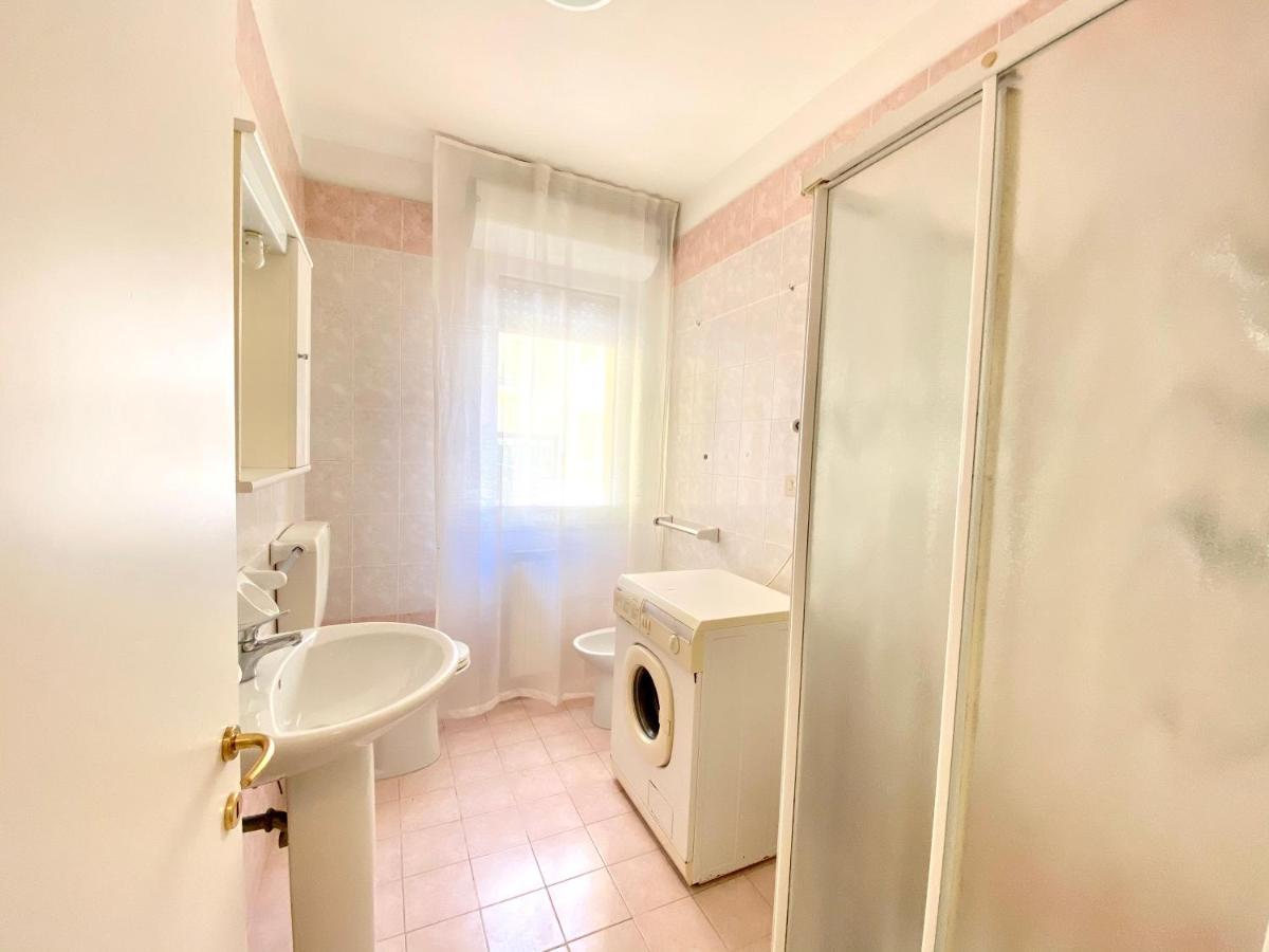 Residence Cristoforo Colombo - Carraro Immobiliare - Family Apartments Caorle Dış mekan fotoğraf